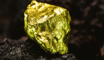 Explorar los muchos esfuerzos detrás de la adquisición del oro oro